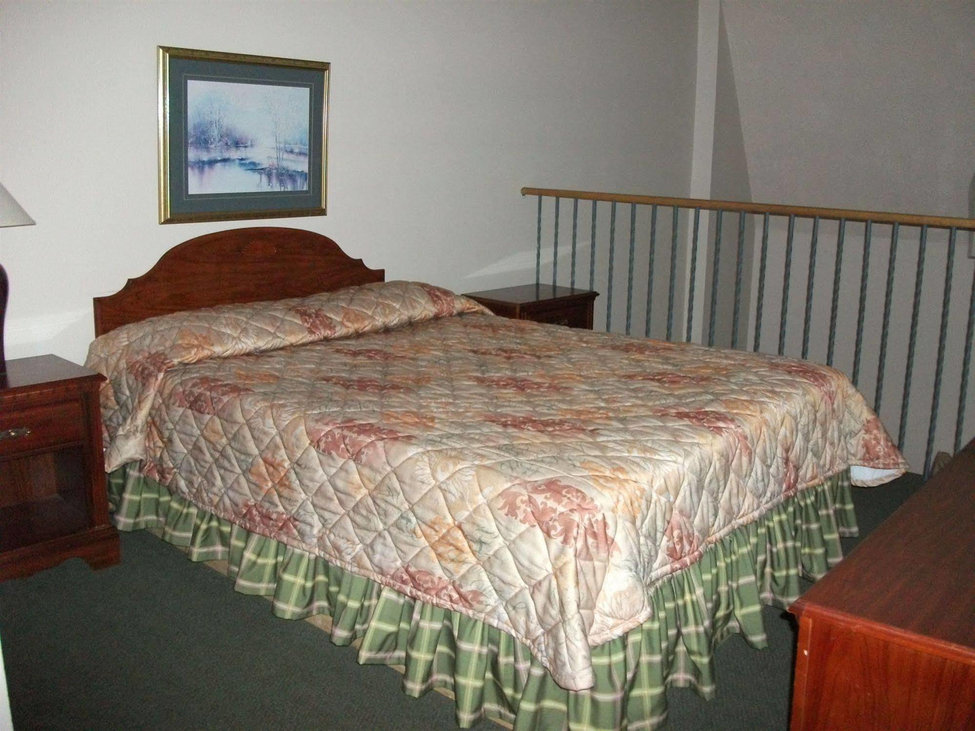 Travelodge By Wyndham Wasaga Beach Exterior foto